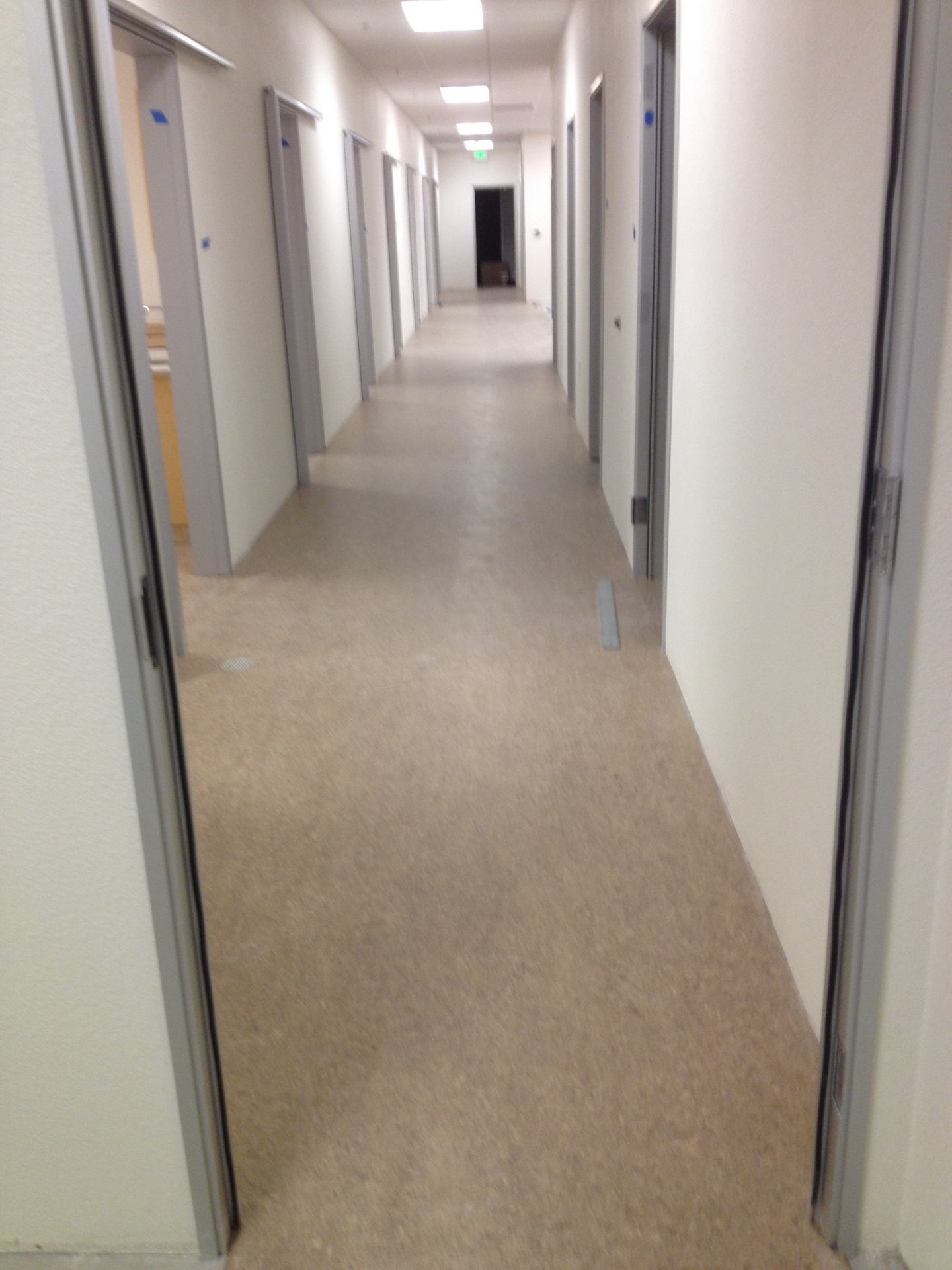 Vinyl cove base installation